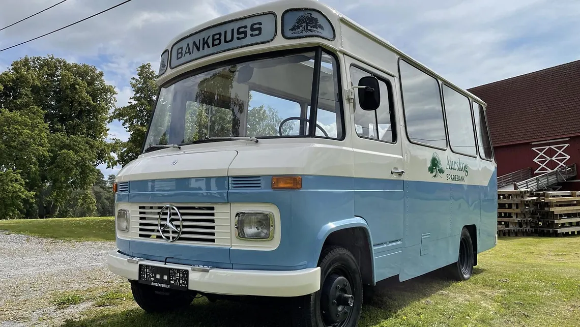 1967 Mercedes L406. Bankbuss!